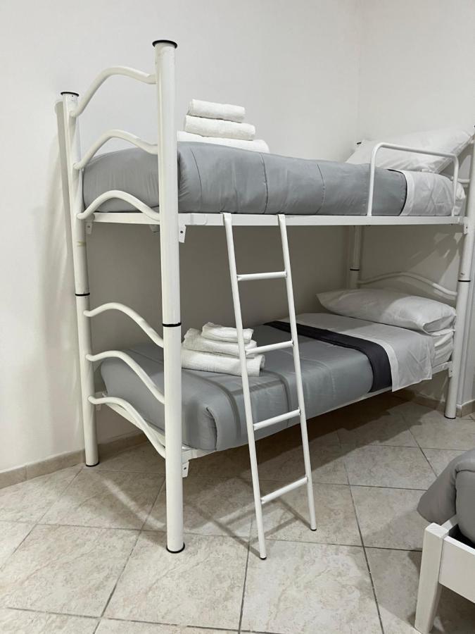 נאפולי La Svolta Rooms מראה חיצוני תמונה
